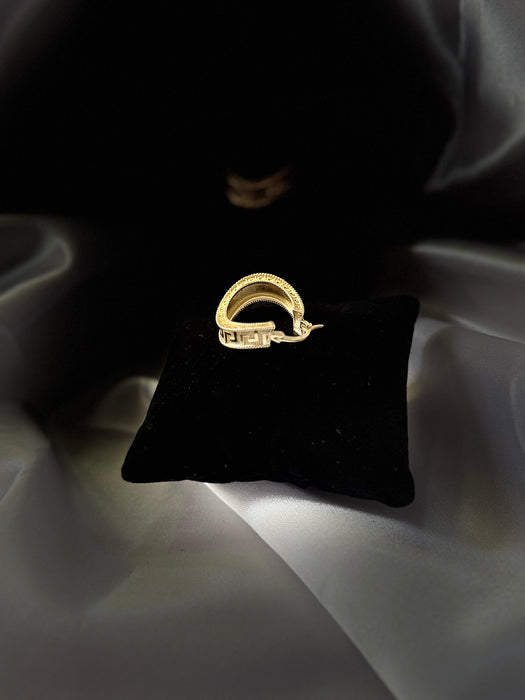 Sika Kɔkɔɔ Oval Pattern Hoop Earrings